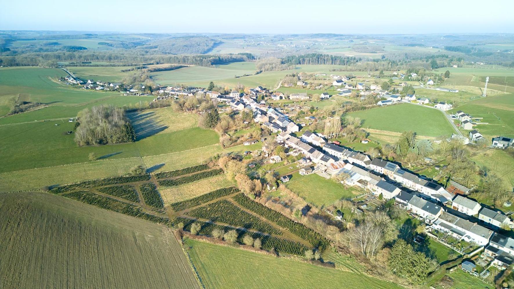 Le Renard Qui Fume Vila Onhaye Exterior foto